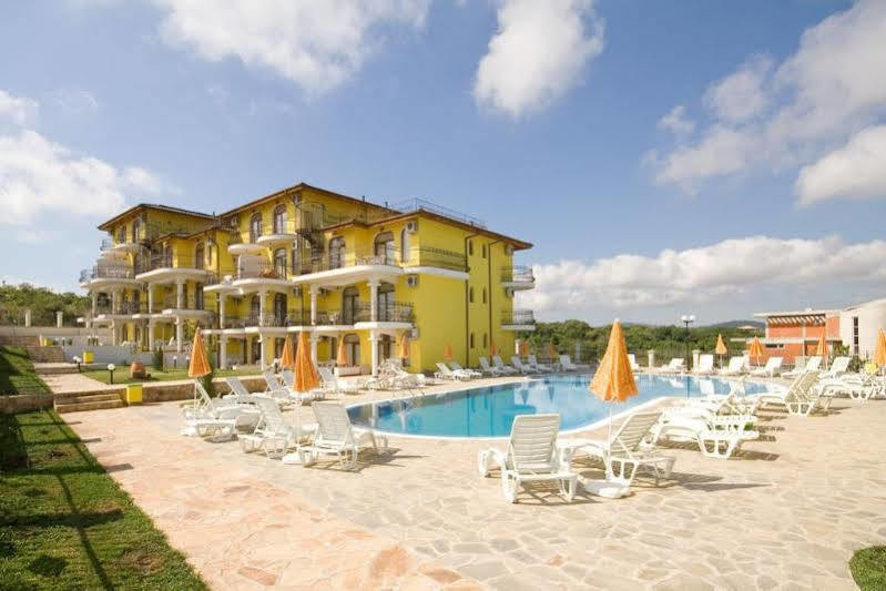Menada Green Hills Apartments Sozopol Luaran gambar