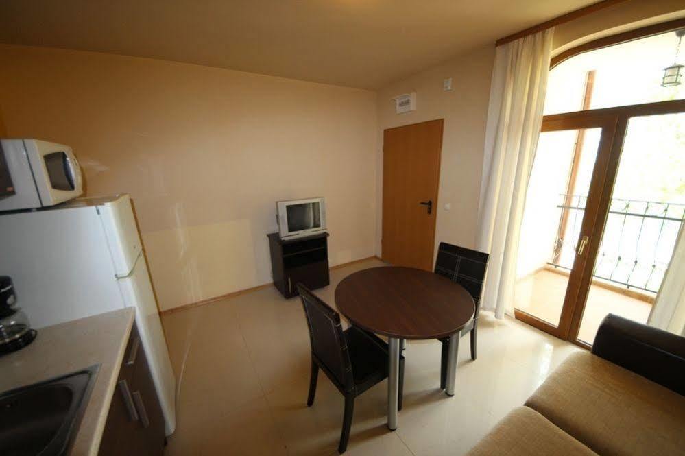 Menada Green Hills Apartments Sozopol Luaran gambar