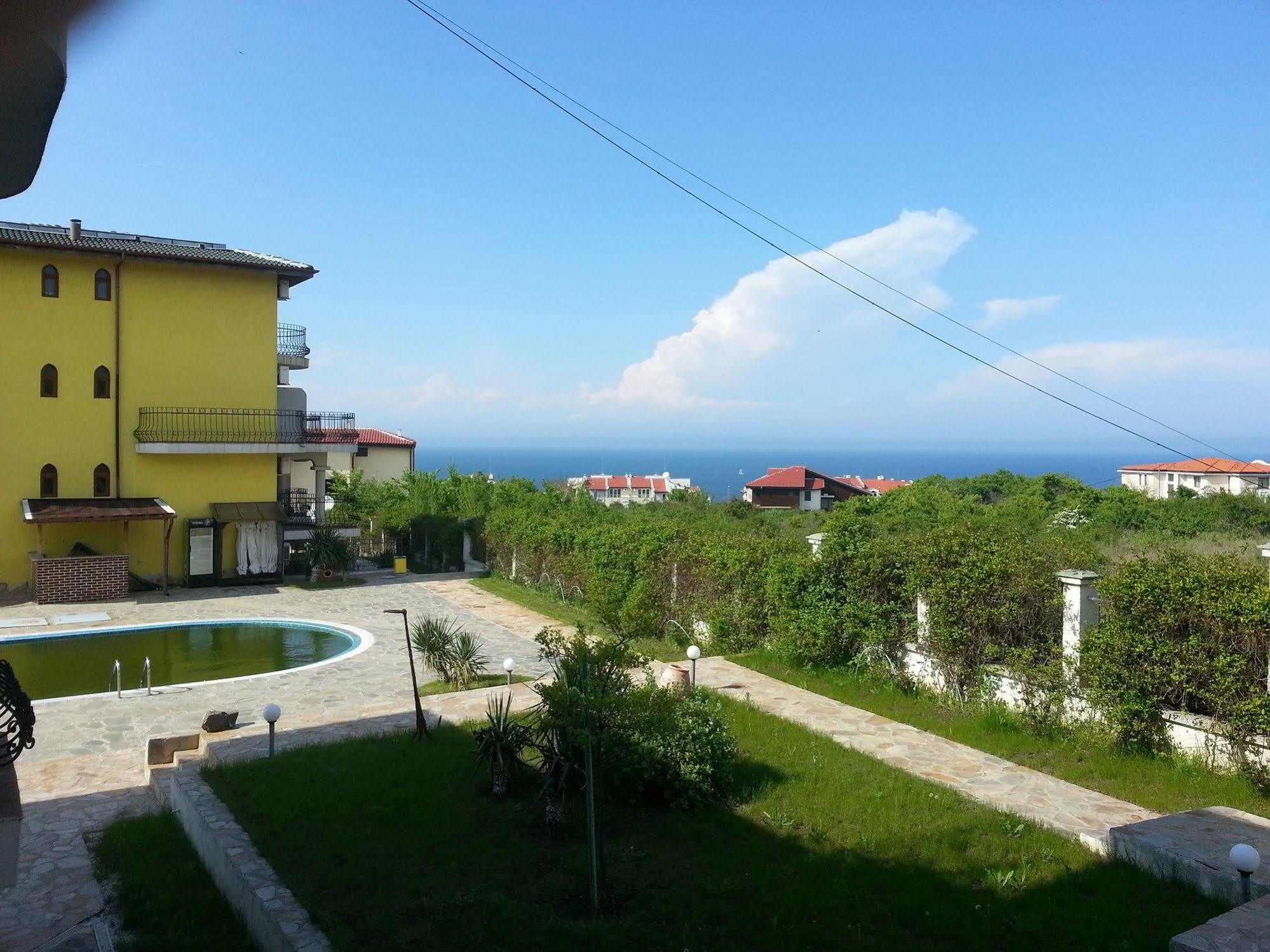 Menada Green Hills Apartments Sozopol Luaran gambar